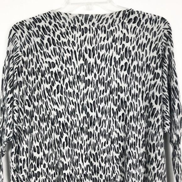 Sweet RomeovAnimal Print Sweater Size Small - Picture 8 of 10